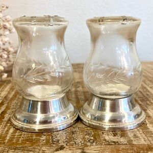 Raimond Sterling Silver Weighted Etched Glass Salt And Pepper Shakers Hurricane